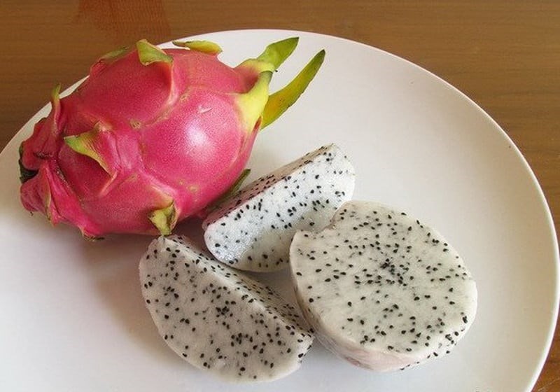 Что по вкусу напоминает питахайя?