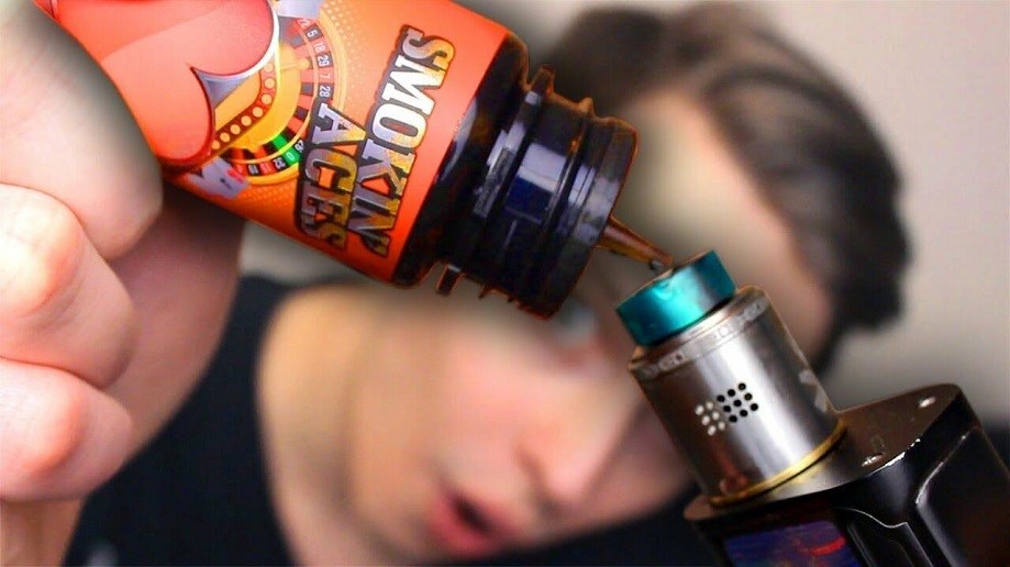 Можно ли заливать разные жидкости в один картридж?